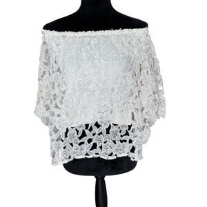 ALEXIS Women’s Cream Crochet Off Shoulder Blouse